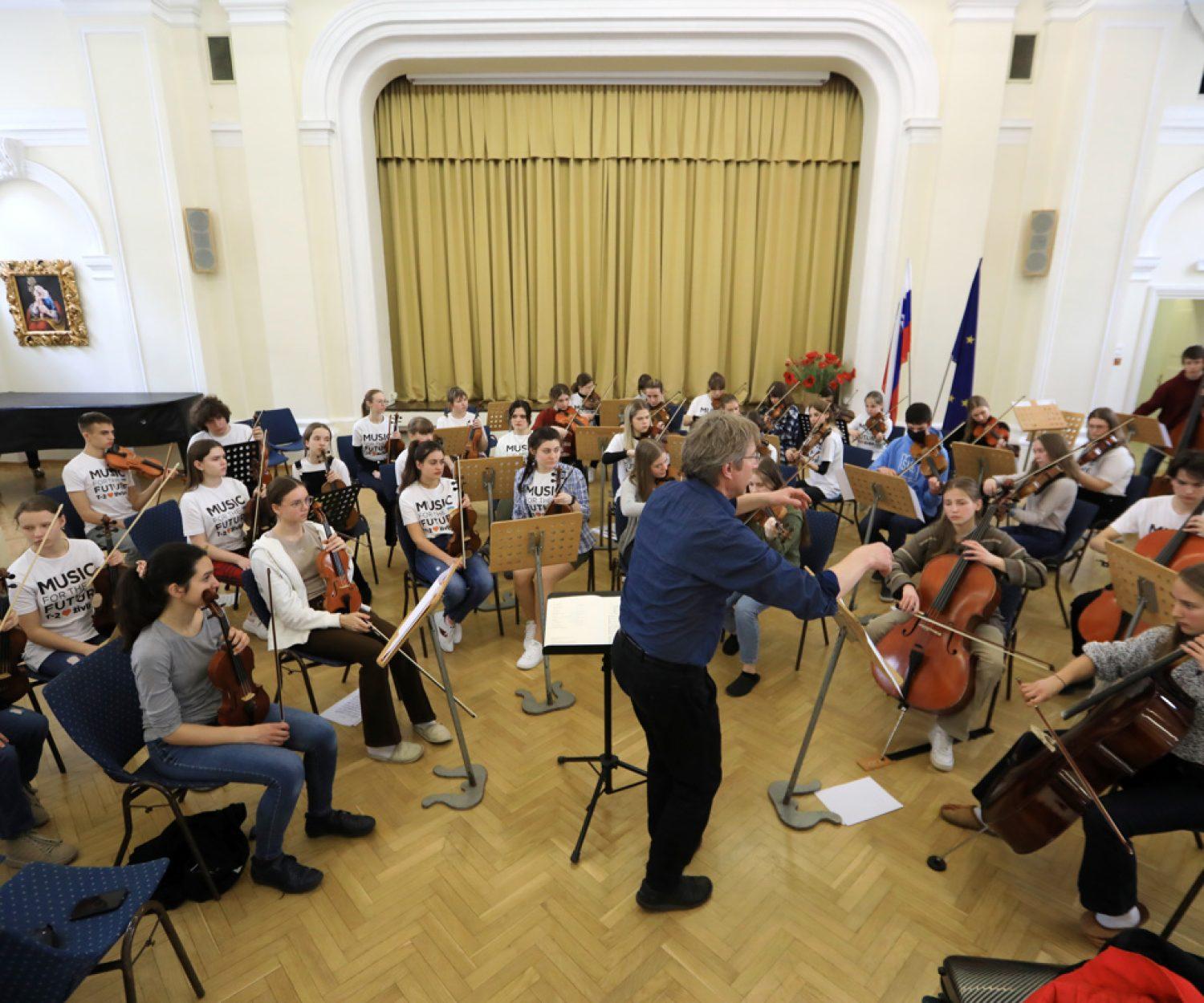 Ljubljana. Škofijska gimnazija. Ukrajinski mladinski orkesterFoto: Robert Balen