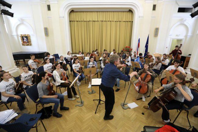 Ljubljana. Škofijska gimnazija. Ukrajinski mladinski orkesterFoto: Robert Balen